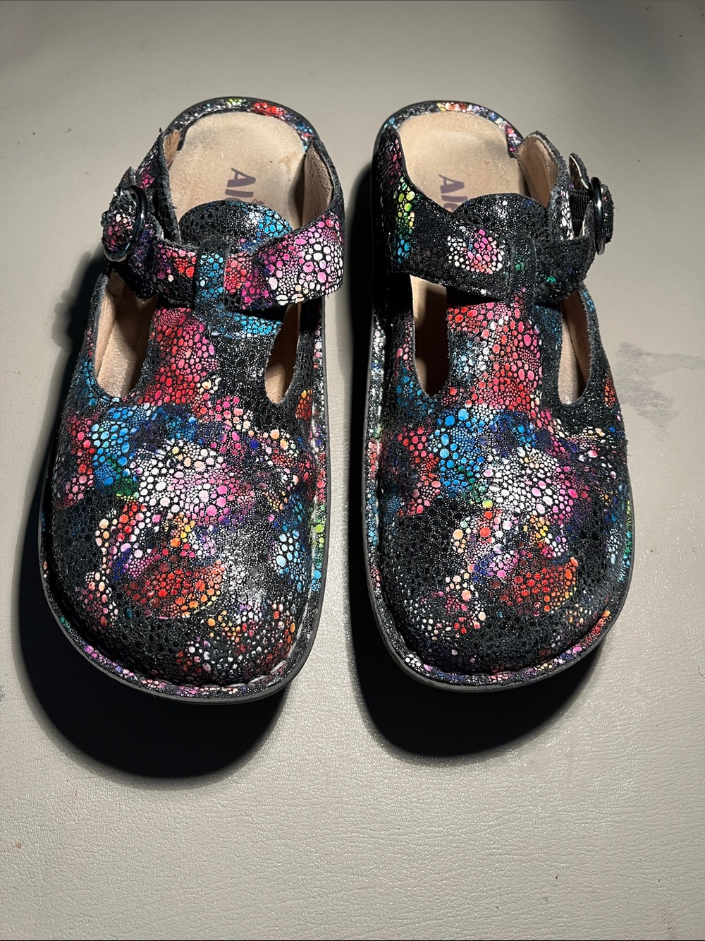Alegria womens clog. Multi color + sparkles in size 38 (7.5)